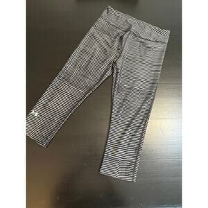 Under Armour compression heat gear leggings